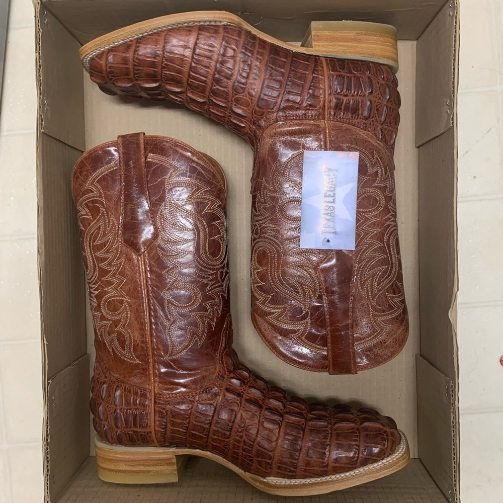 Men’s Texas Legacy square toe boot. Crocodile. NEW